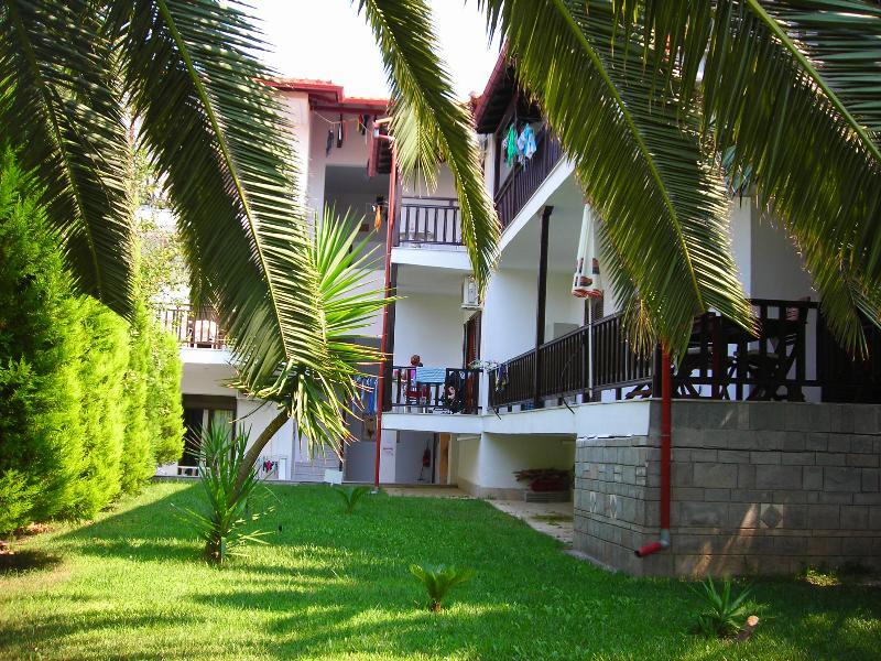 Pella House Studios & Apartments Pefkochori Exteriör bild